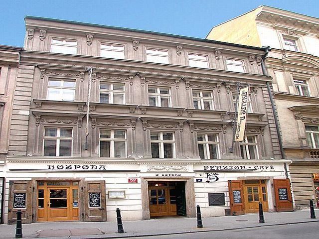 U Suteru 3* Prague