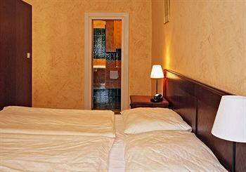 U šuterů Hotel Prag