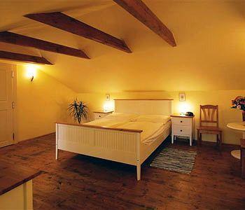 Hotel U šuterů 3*
