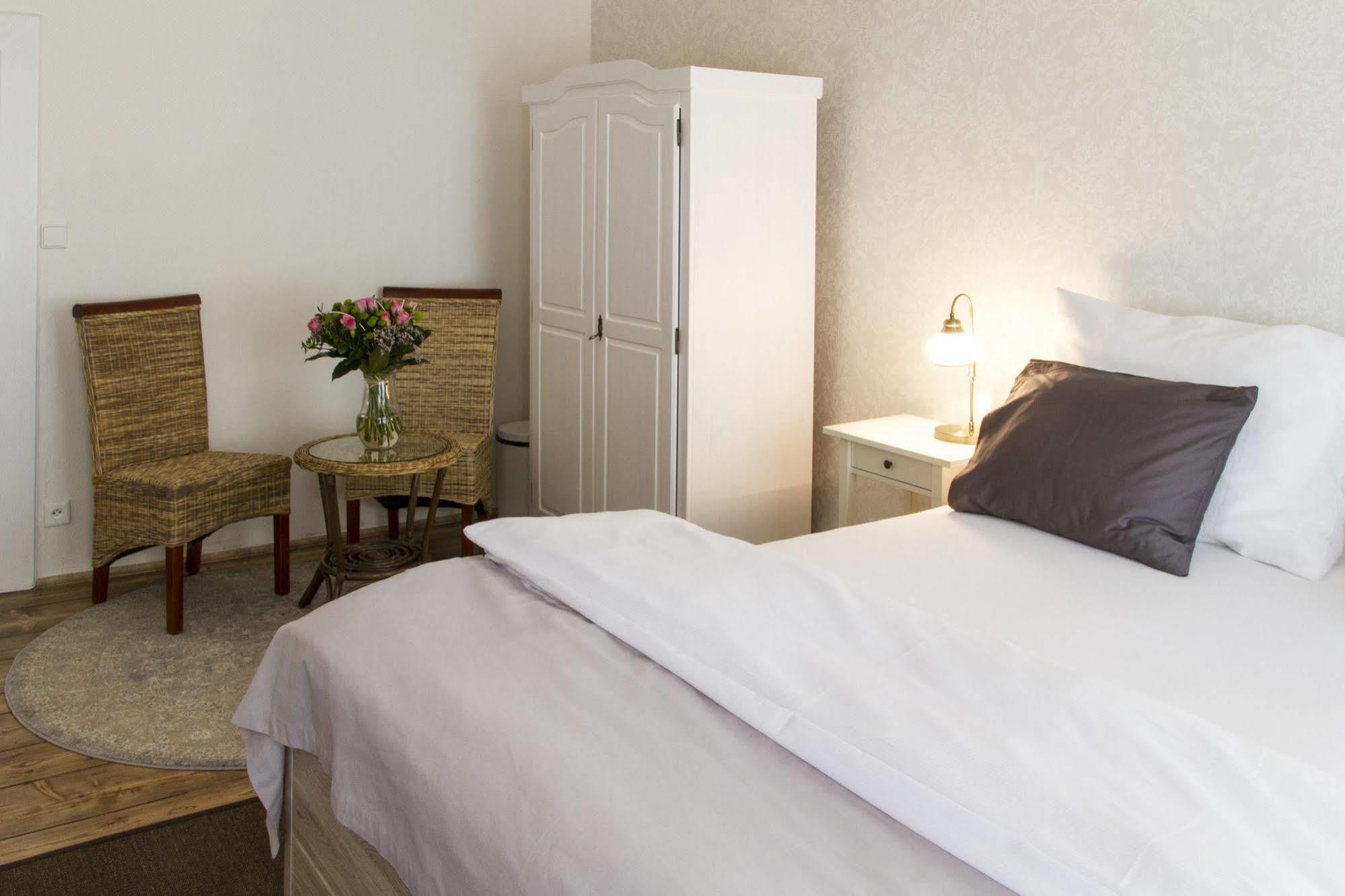 U šuterů Hotel 3*